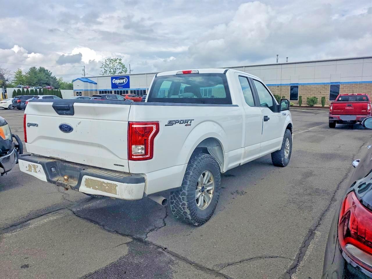 Ford F-150 Super Cab
