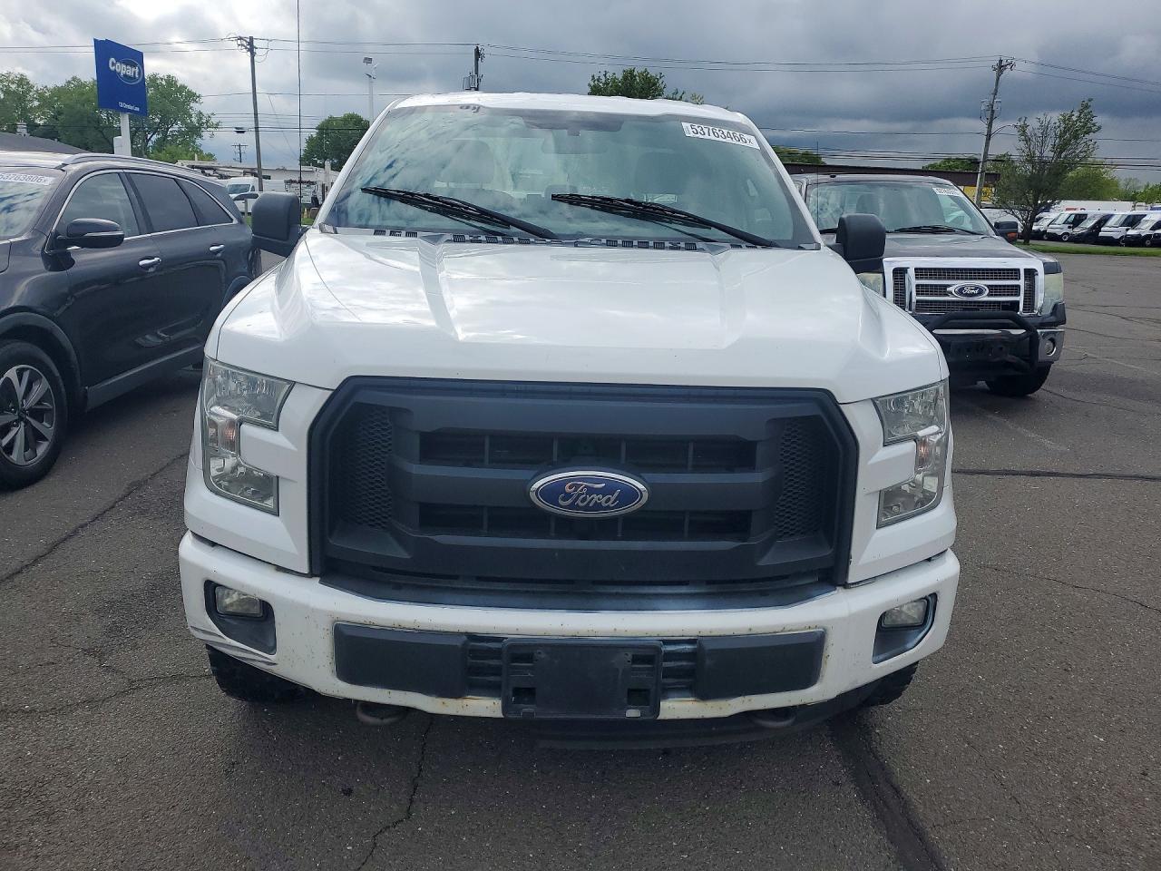 Ford F-150 Super Cab