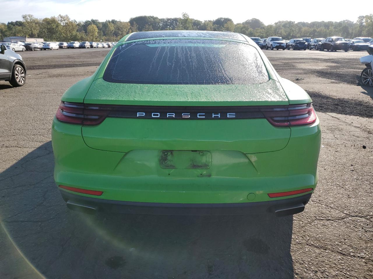 Porsche Panamera Base
