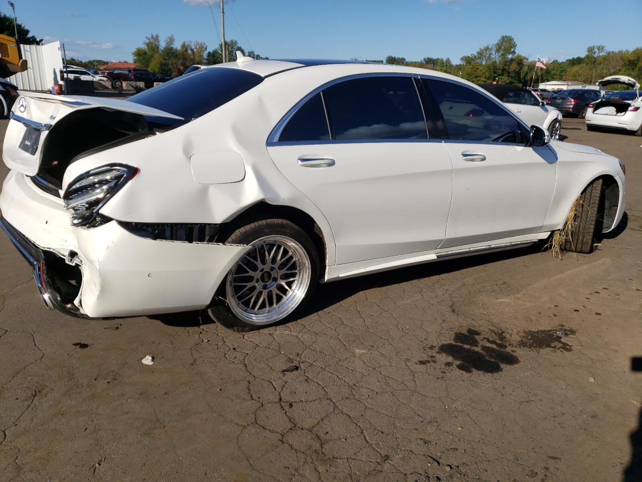 Mercedes-Benz S-Class 560 4matic