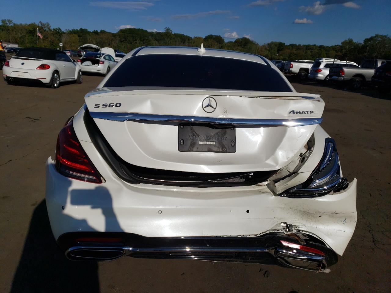 Mercedes-Benz S-Class 560 4matic