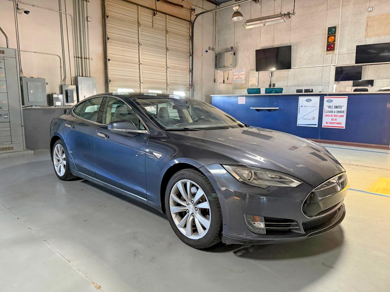 Salvage Tesla Model S Image