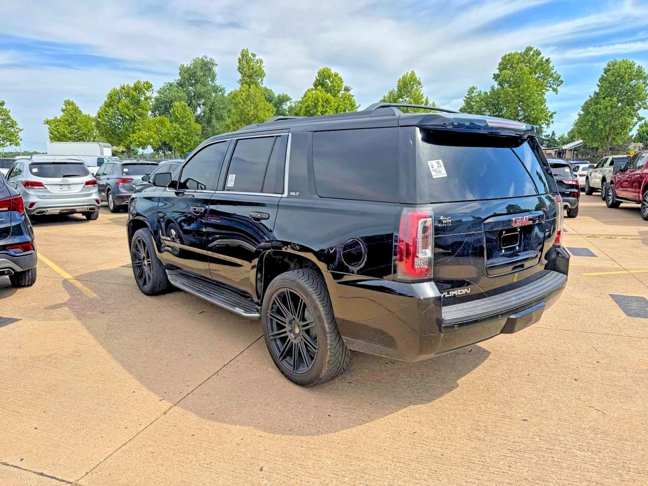 GMC Yukon Slt