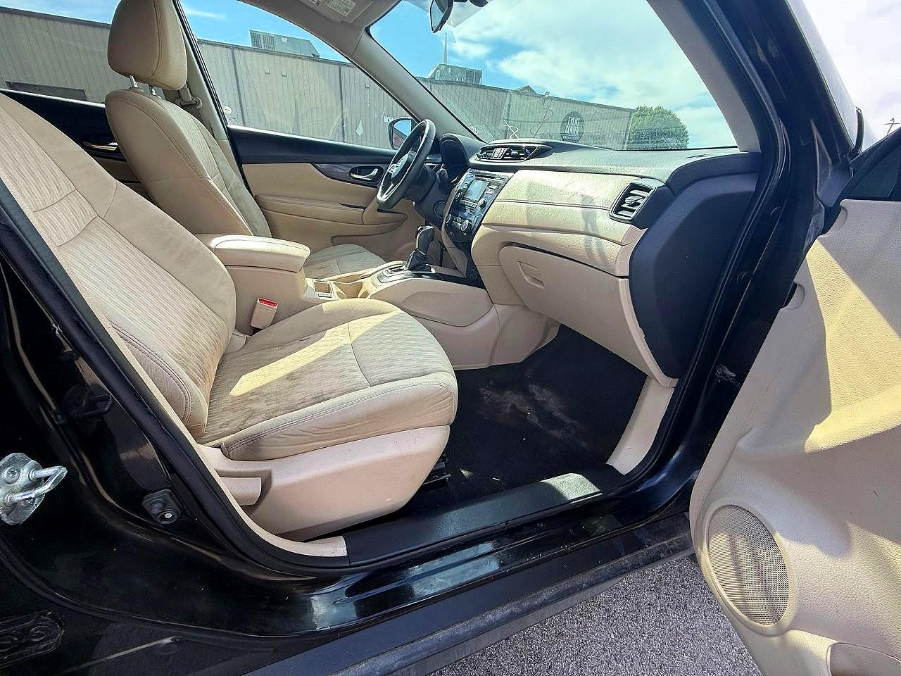 Nissan Rogue Sv