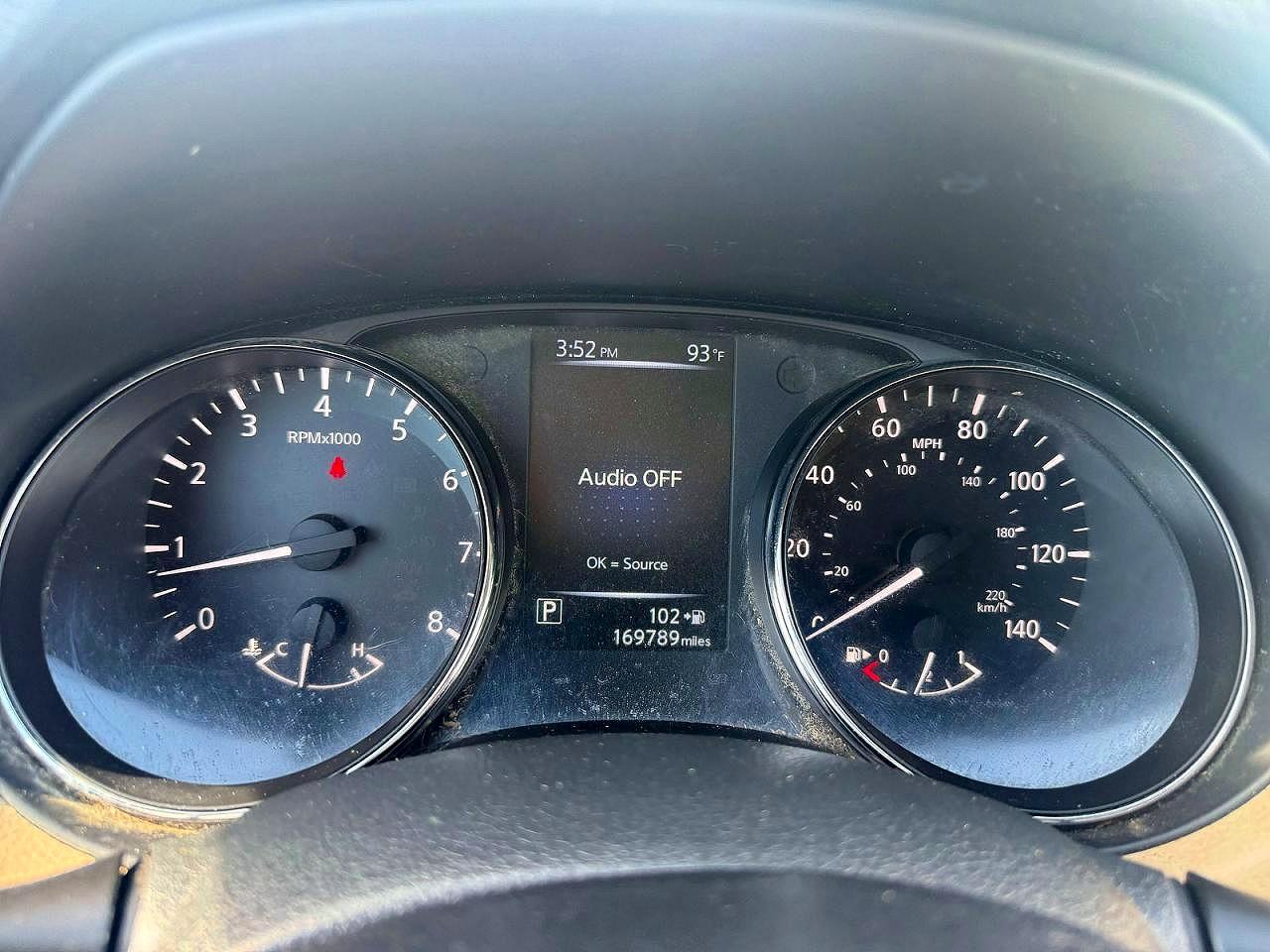 Nissan Rogue Sv
