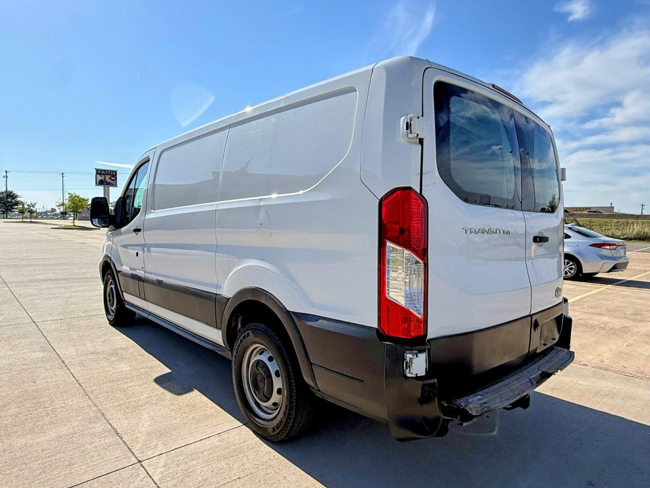 Ford Transit T-150