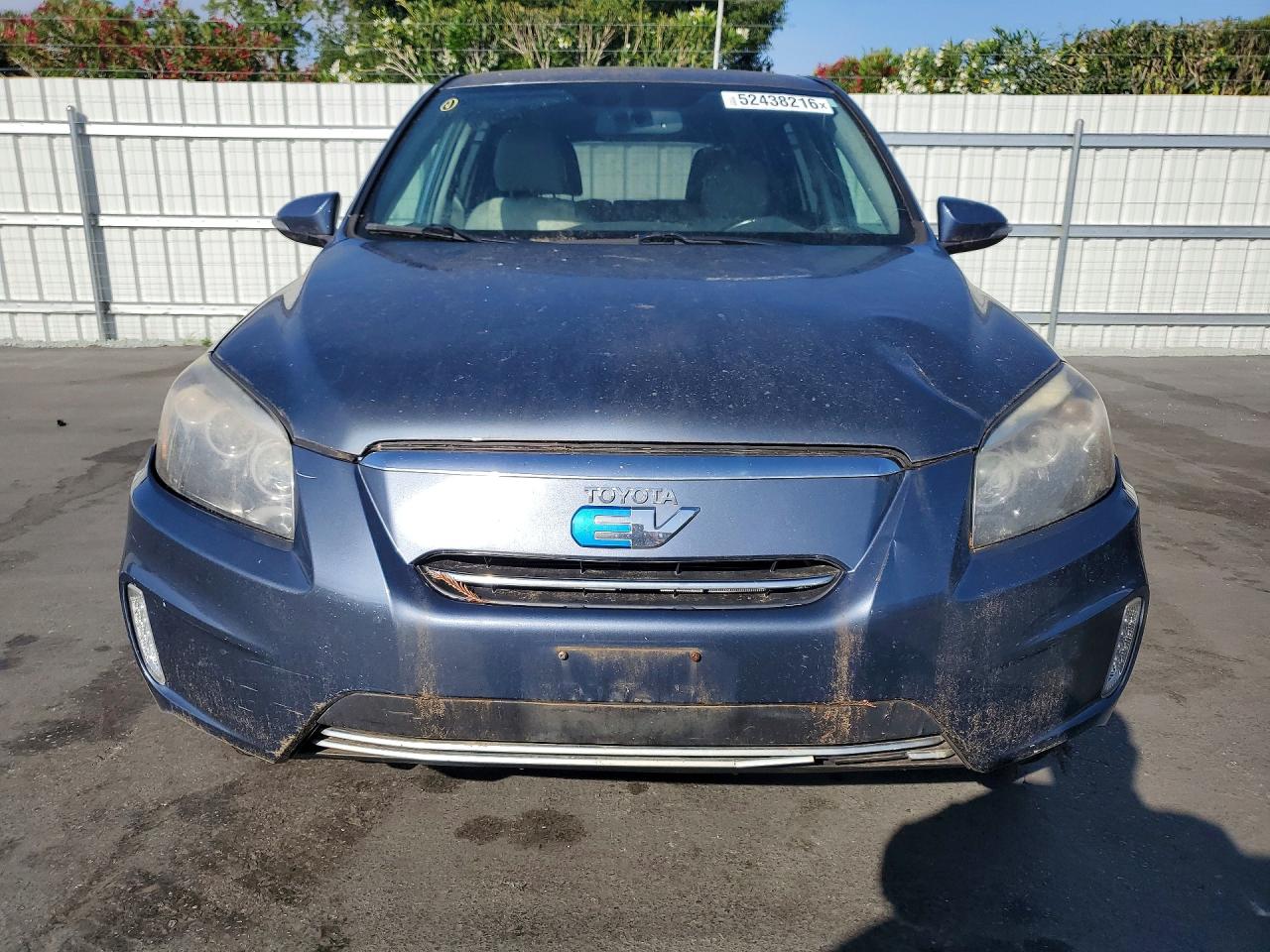 Toyota RAV4 Base