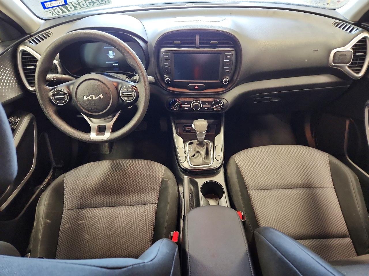 Kia Soul Lx