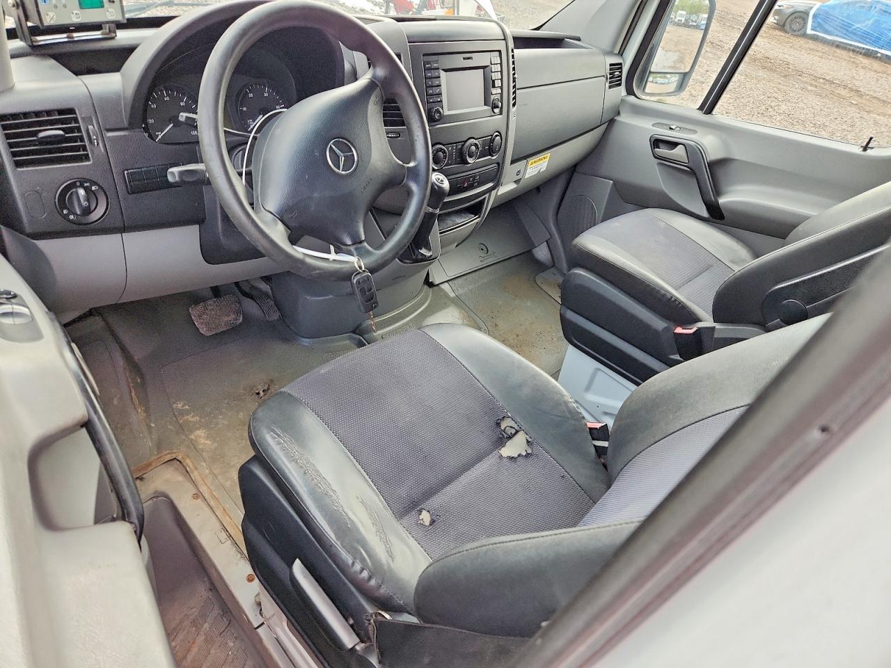 Mercedes-Benz Sprinter 2500