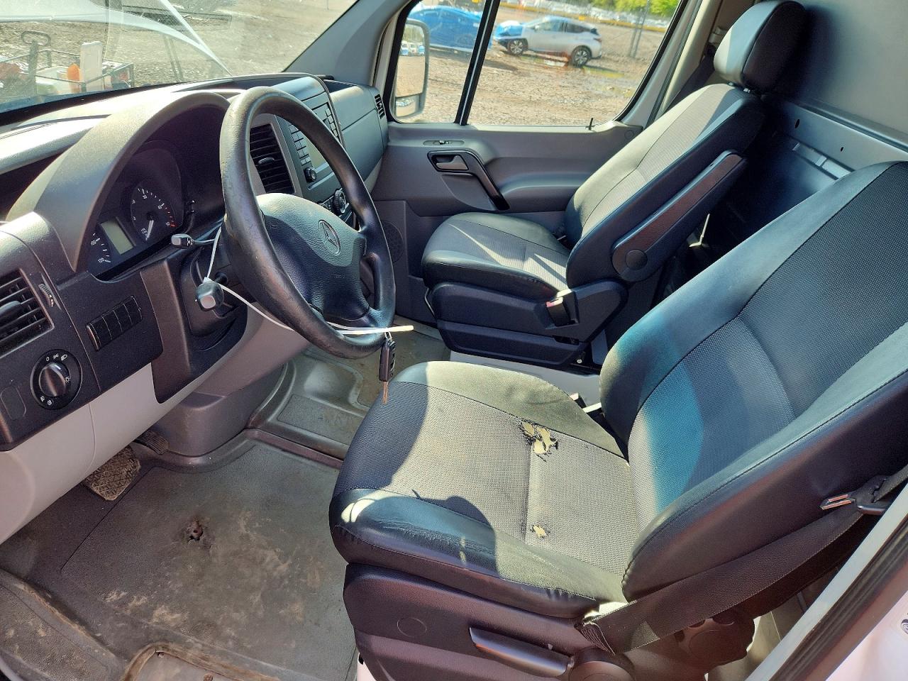 Mercedes-Benz Sprinter 2500