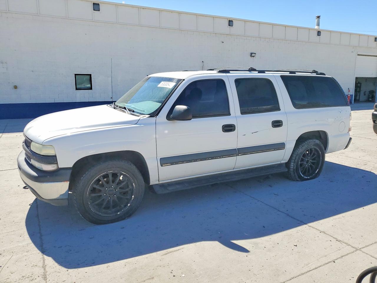 Salvage Chevrolet Suburban Image