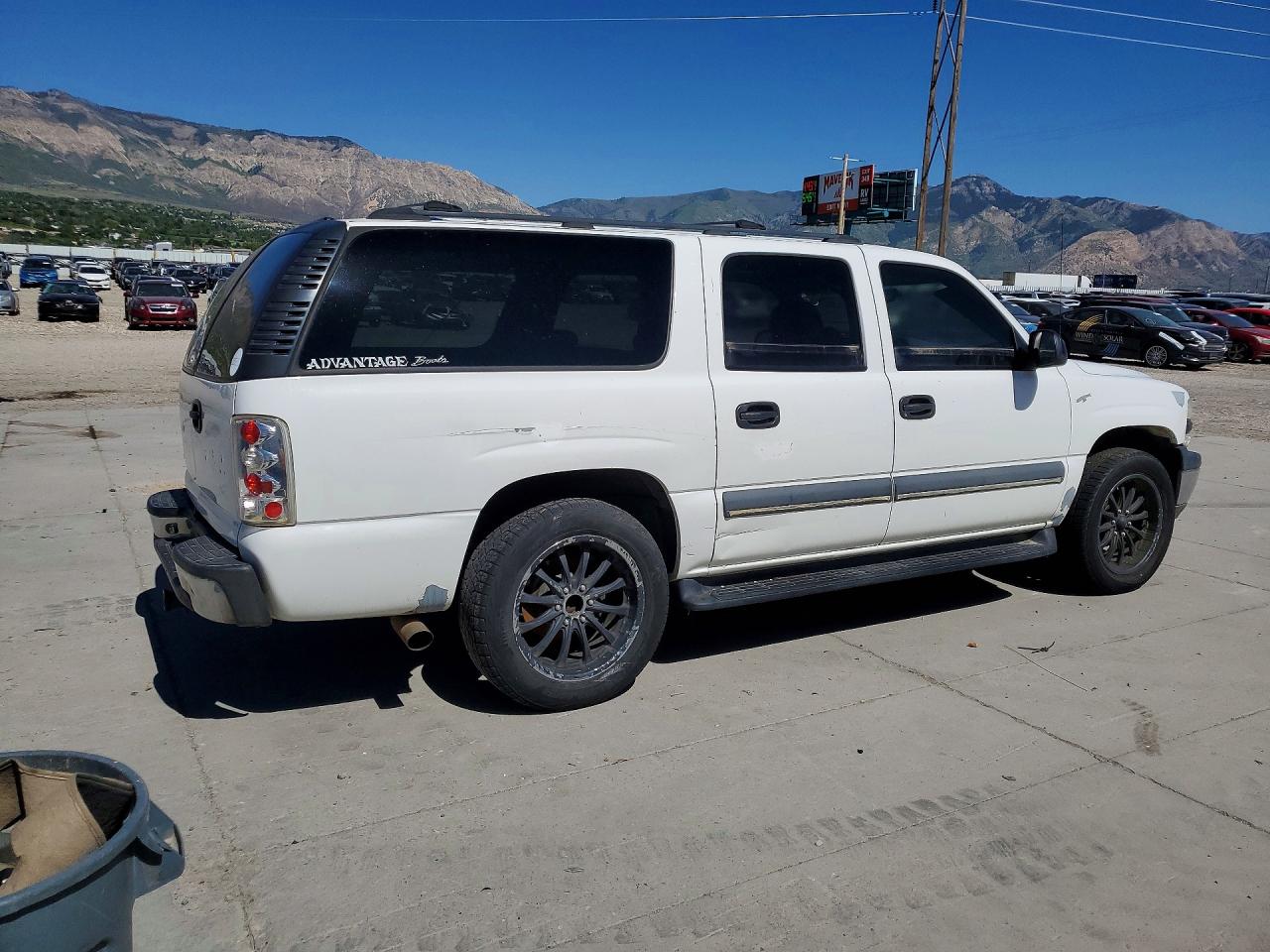 Chevrolet Suburban C1500