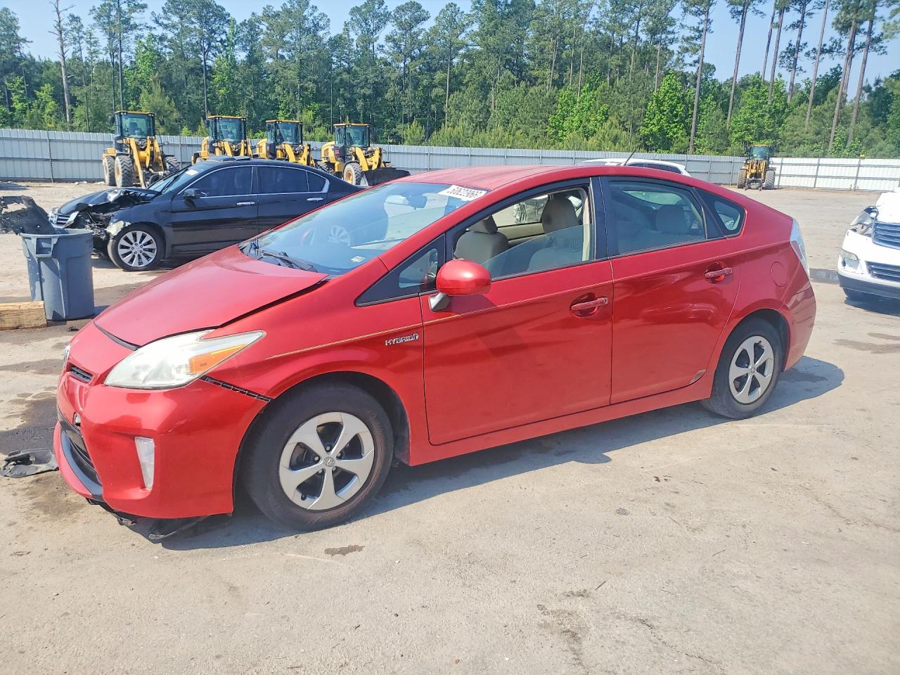 Salvage Toyota Prius Image