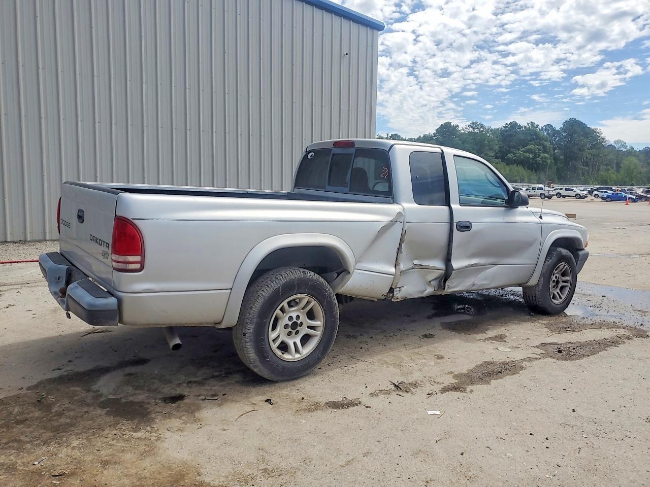Dodge Dakota Sxt
