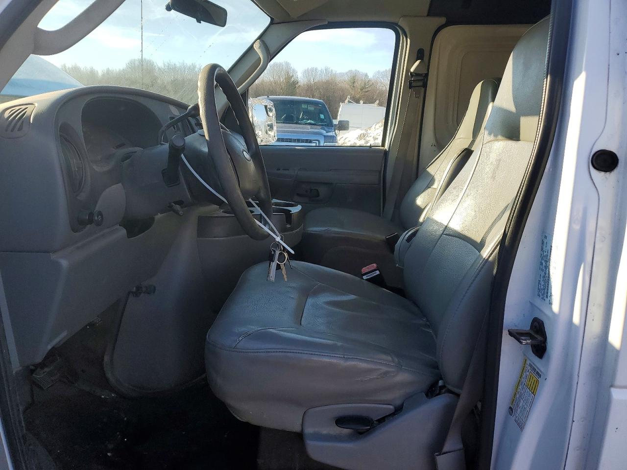 Ford Econoline E150 Van