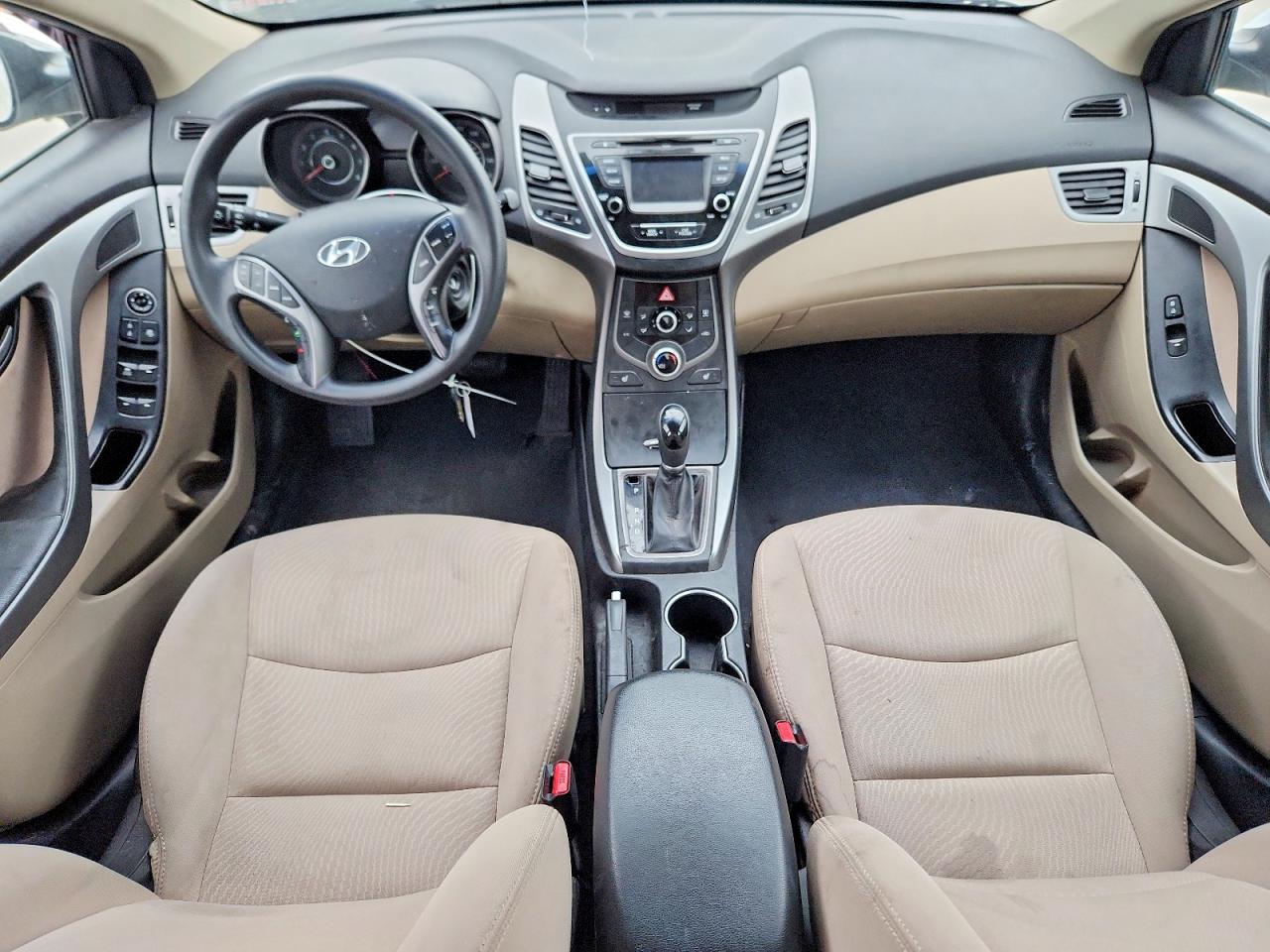 Hyundai ELANTRA Se