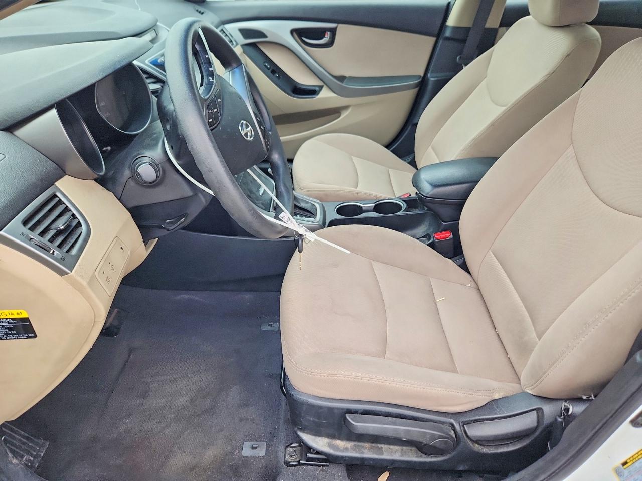 Hyundai ELANTRA Se