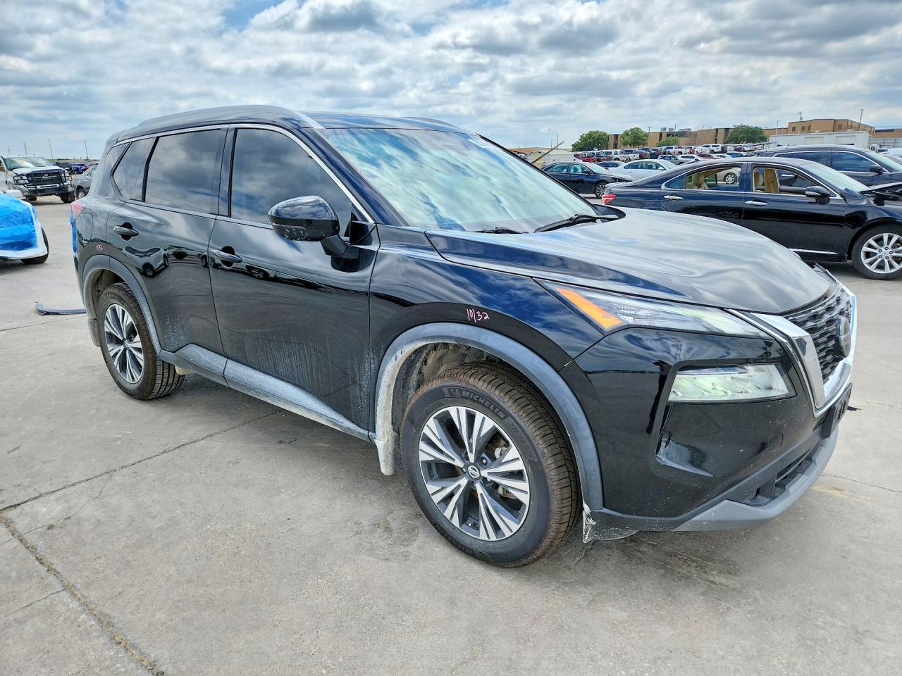 Nissan Rogue Sv