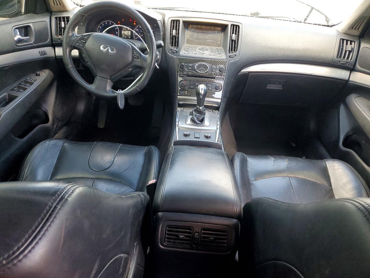 INFINITI G37 X