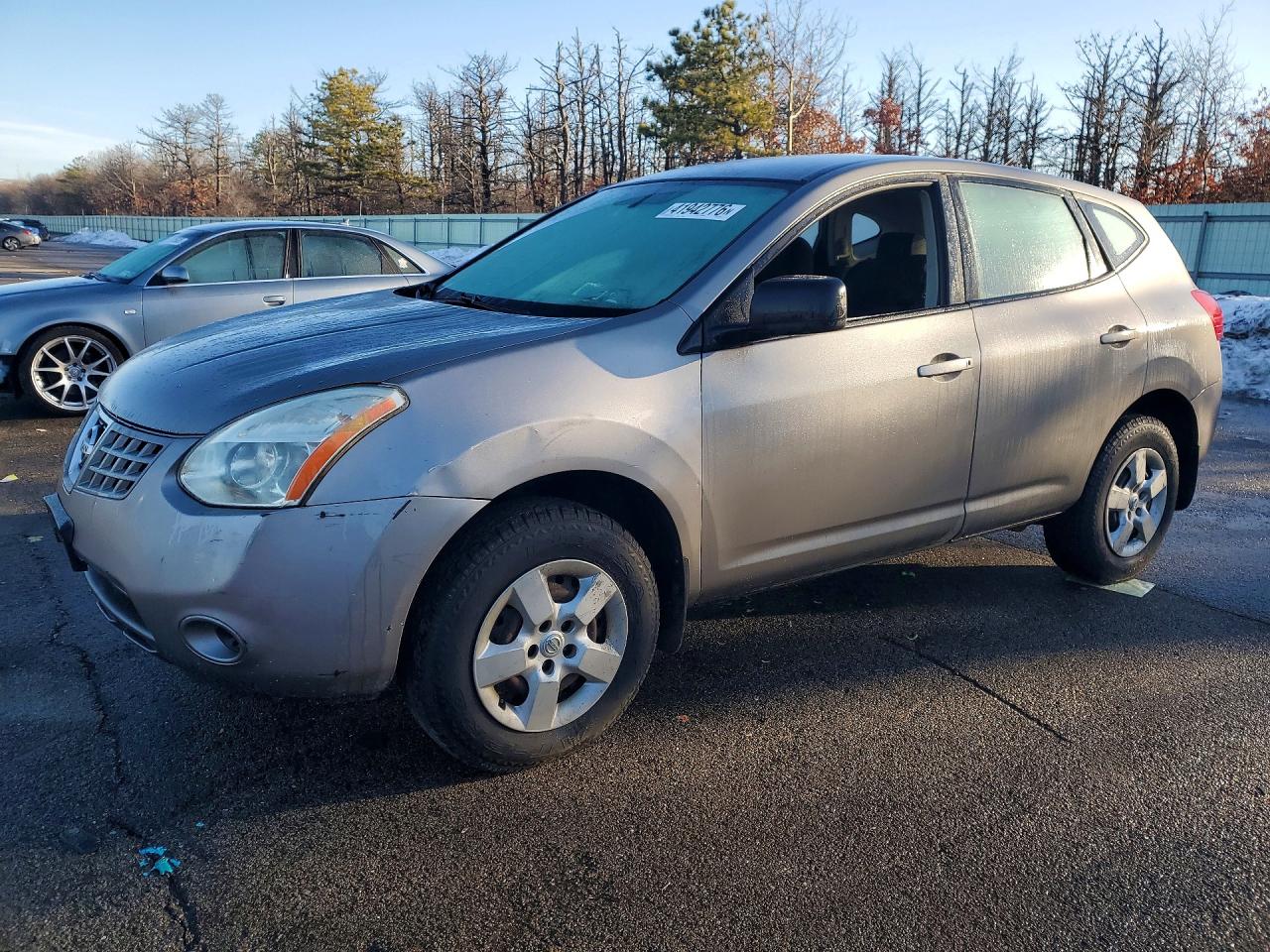 Salvage Nissan Rogue Image