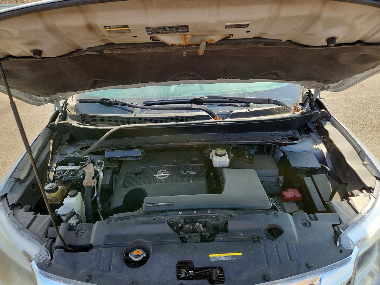 Nissan Pathfinder Sv