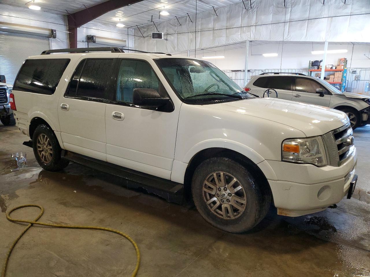 Ford Expedition El Xlt