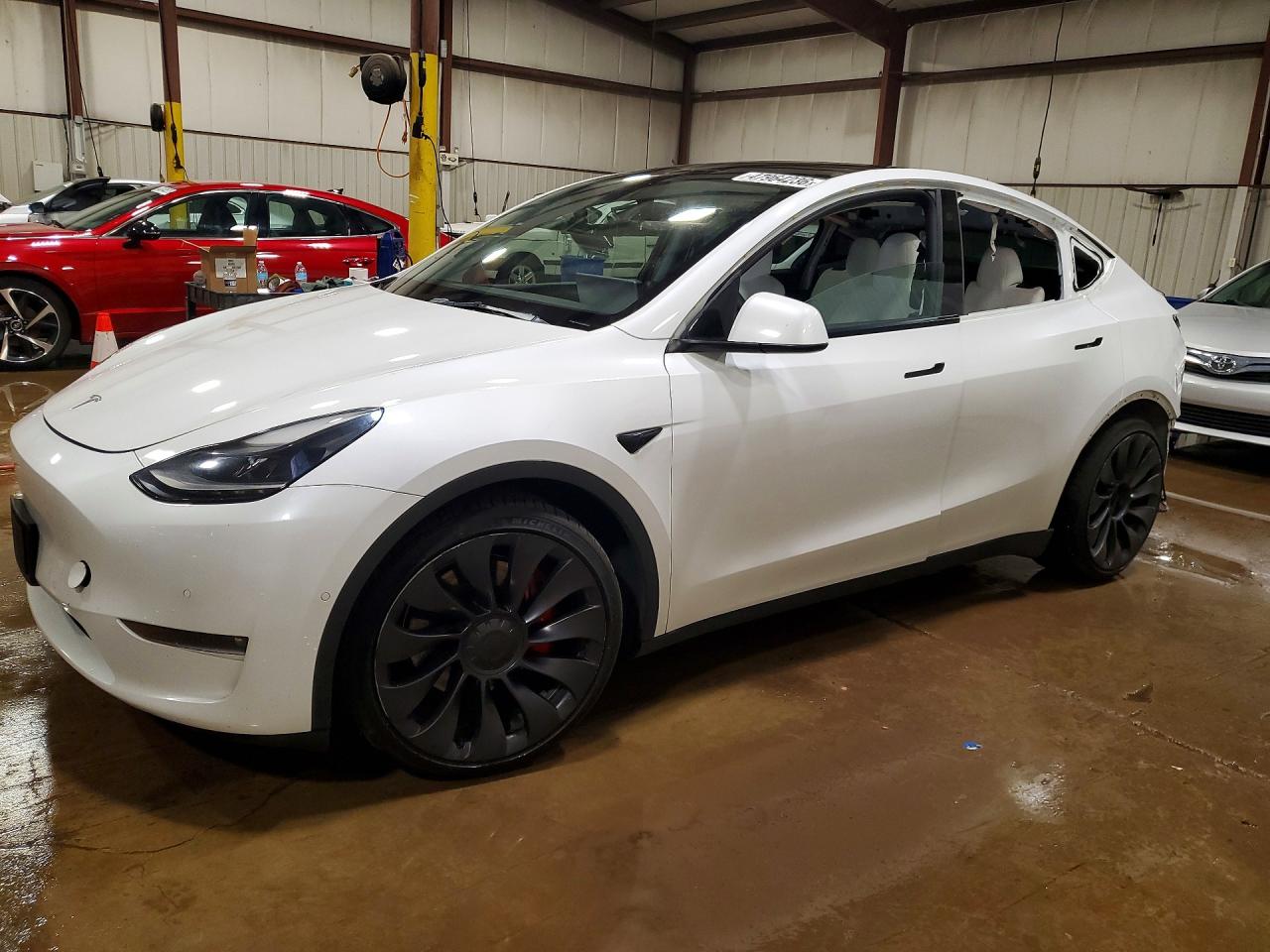 Salvage Tesla Model Y Image