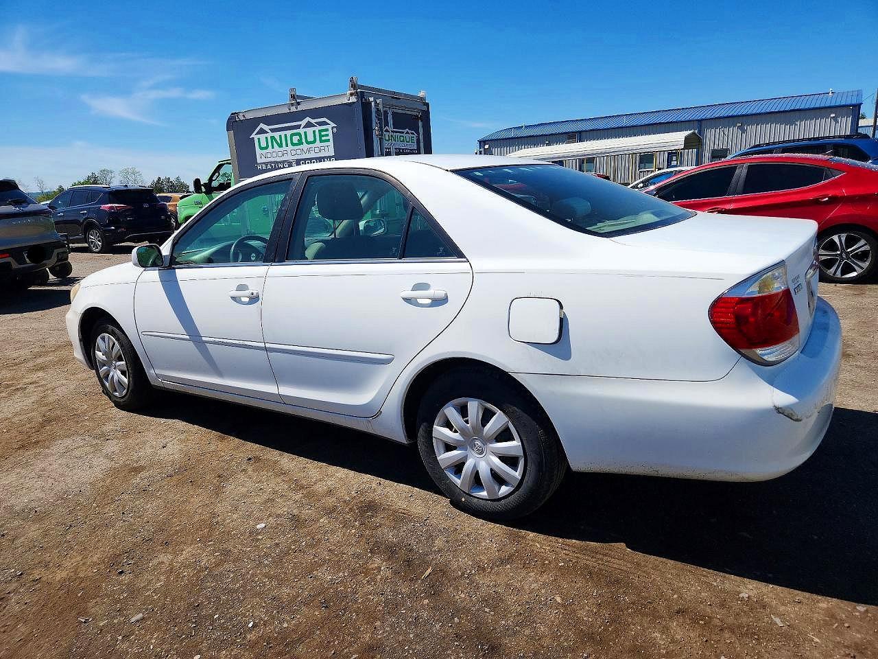 Toyota Camry Le