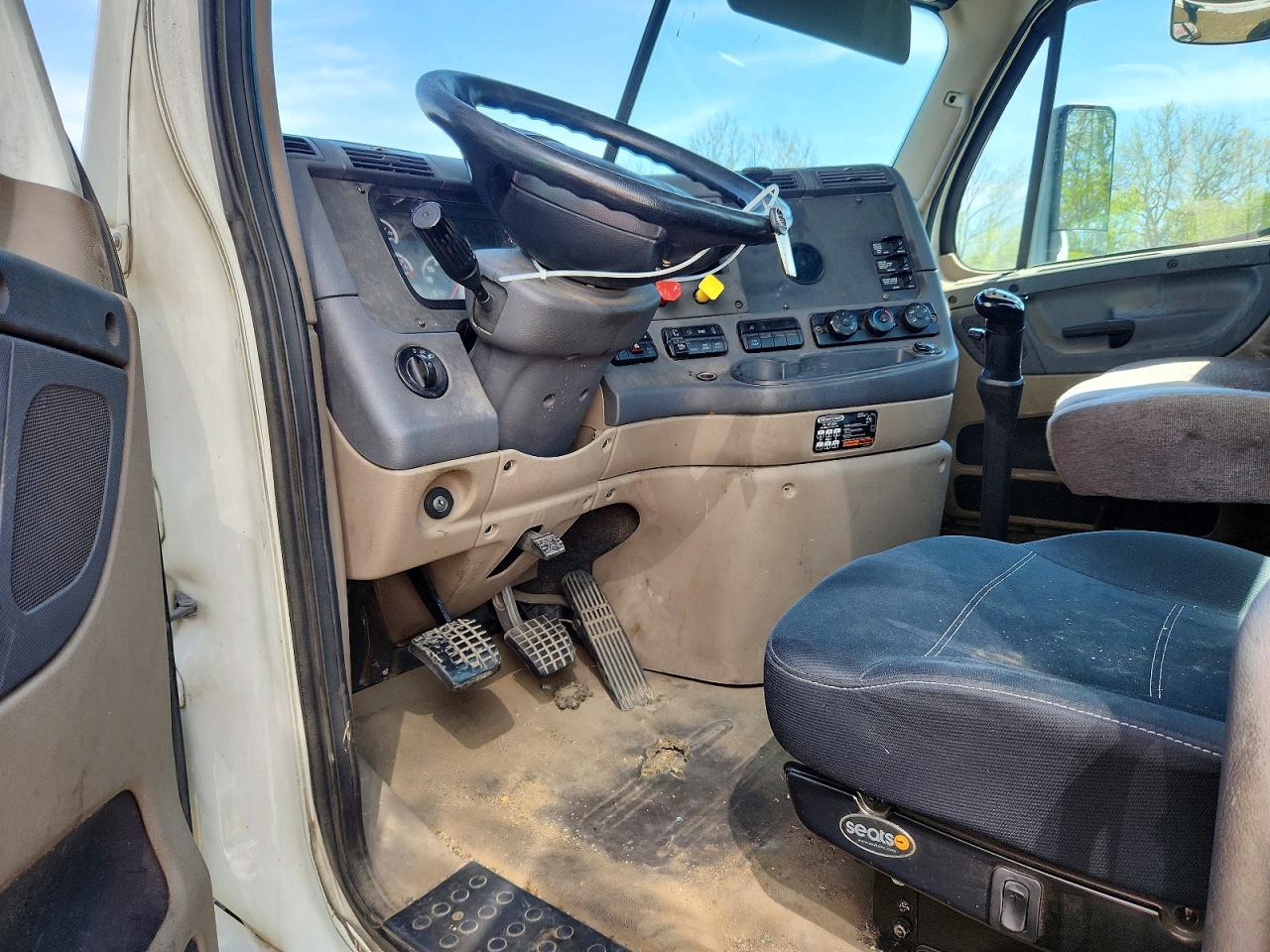 Freigliner Cascadia 125