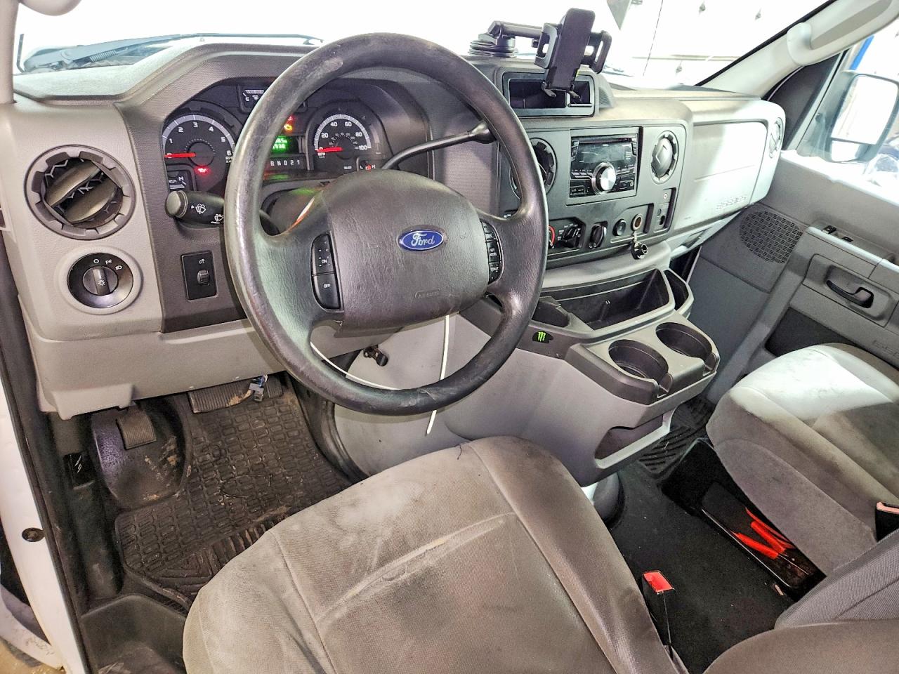 Ford Econoline E250 Van