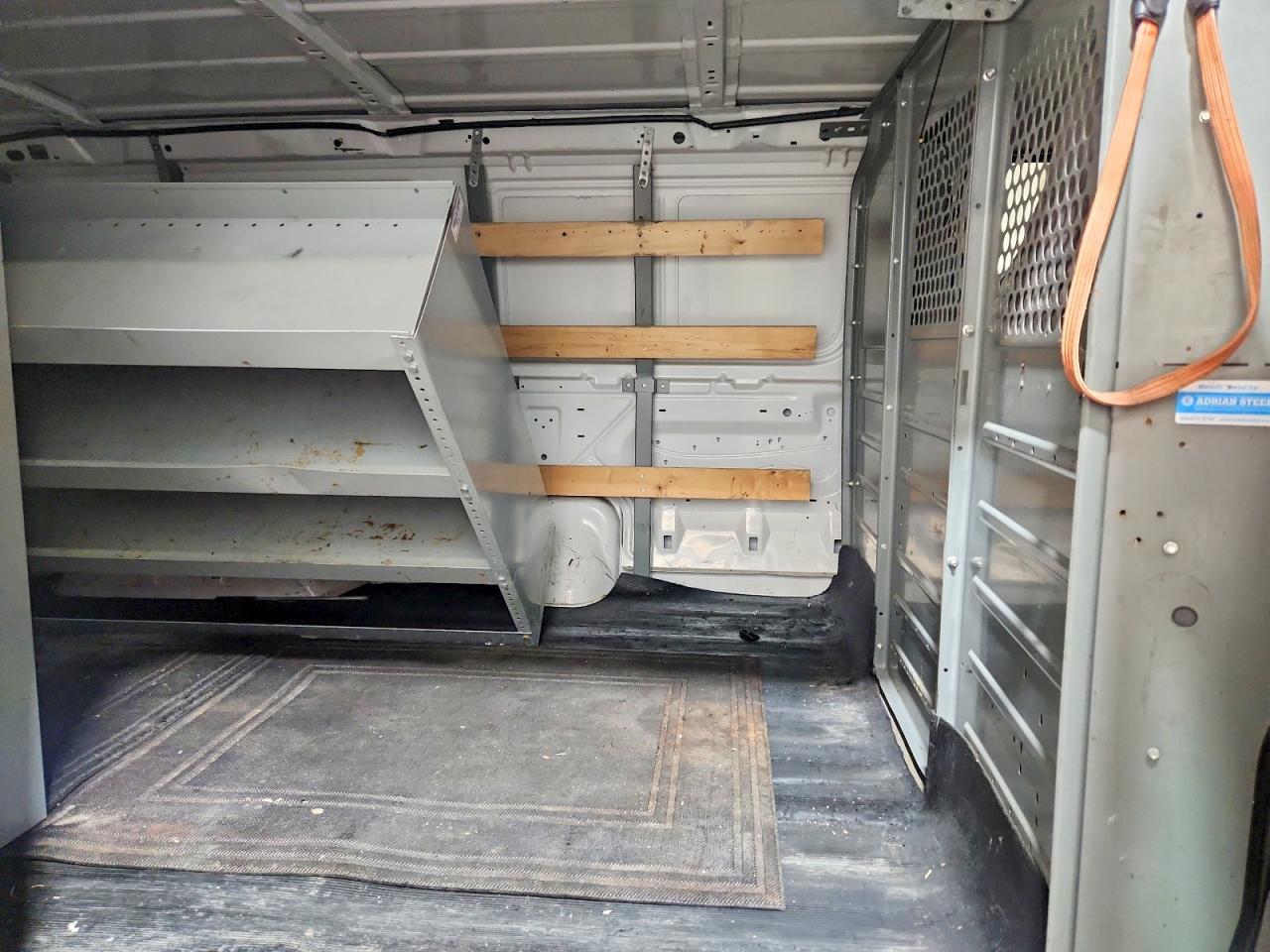 Ford Econoline E250 Van