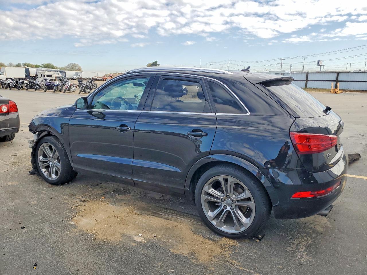 Audi Q3 Premium Plus
