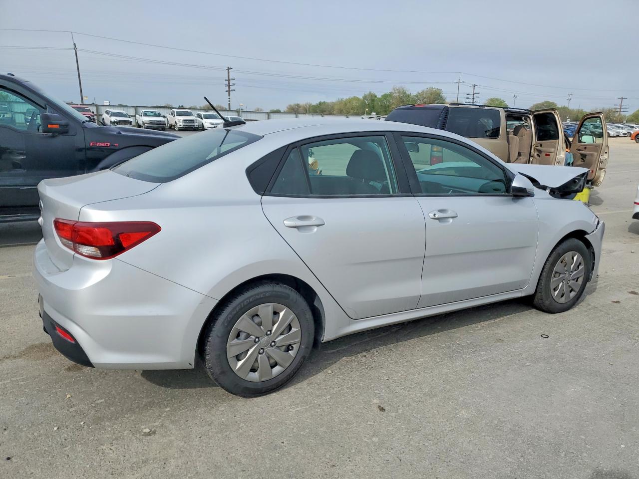 Kia Rio S