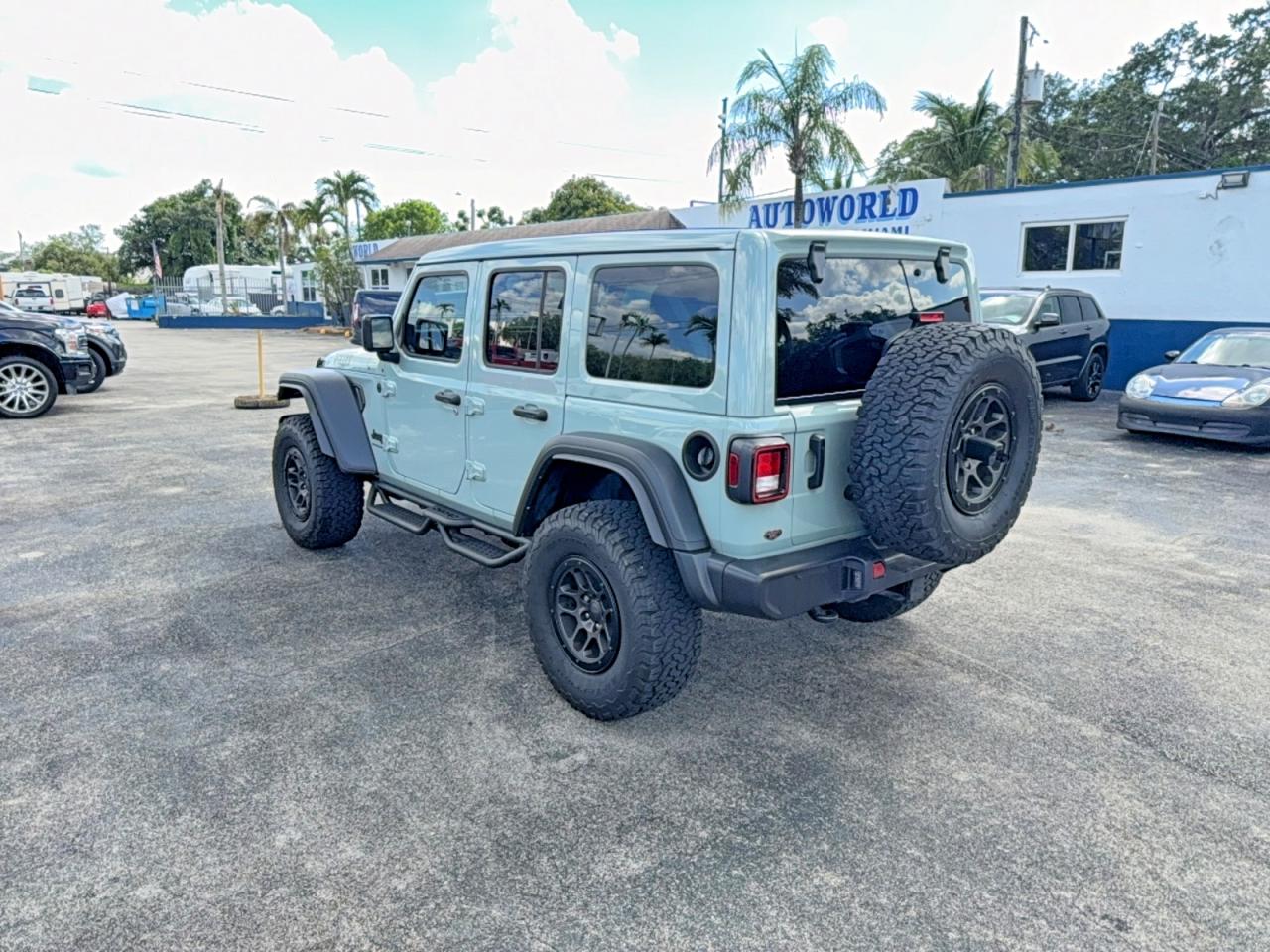 Jeep Wrangler Sport