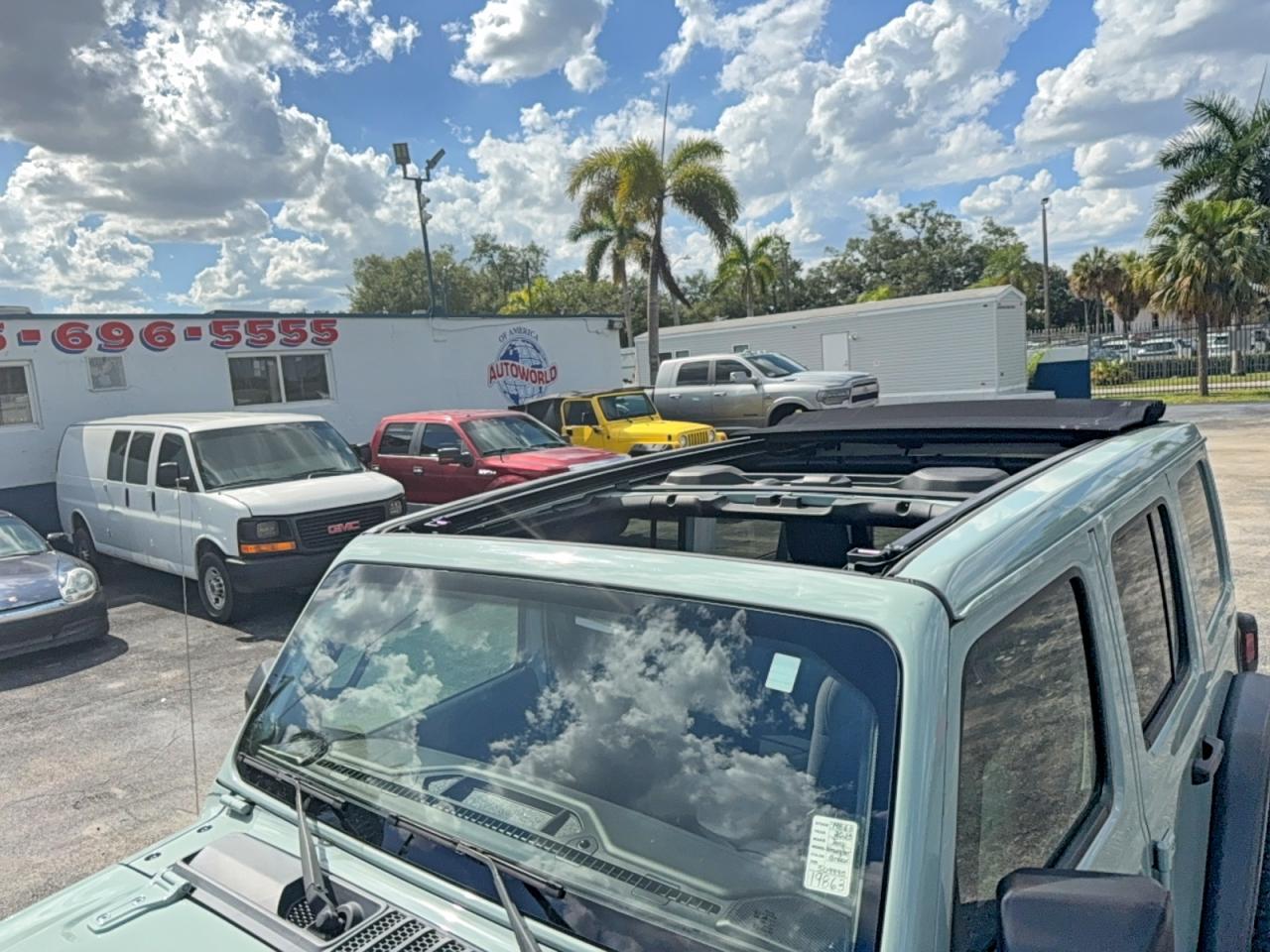 Jeep Wrangler Sport