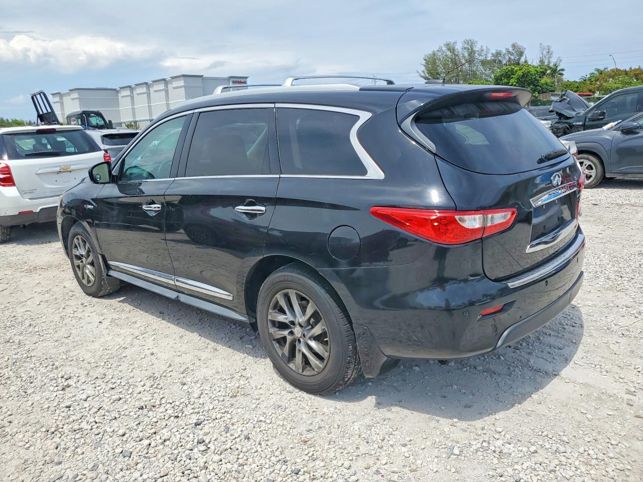 INFINITI Qx