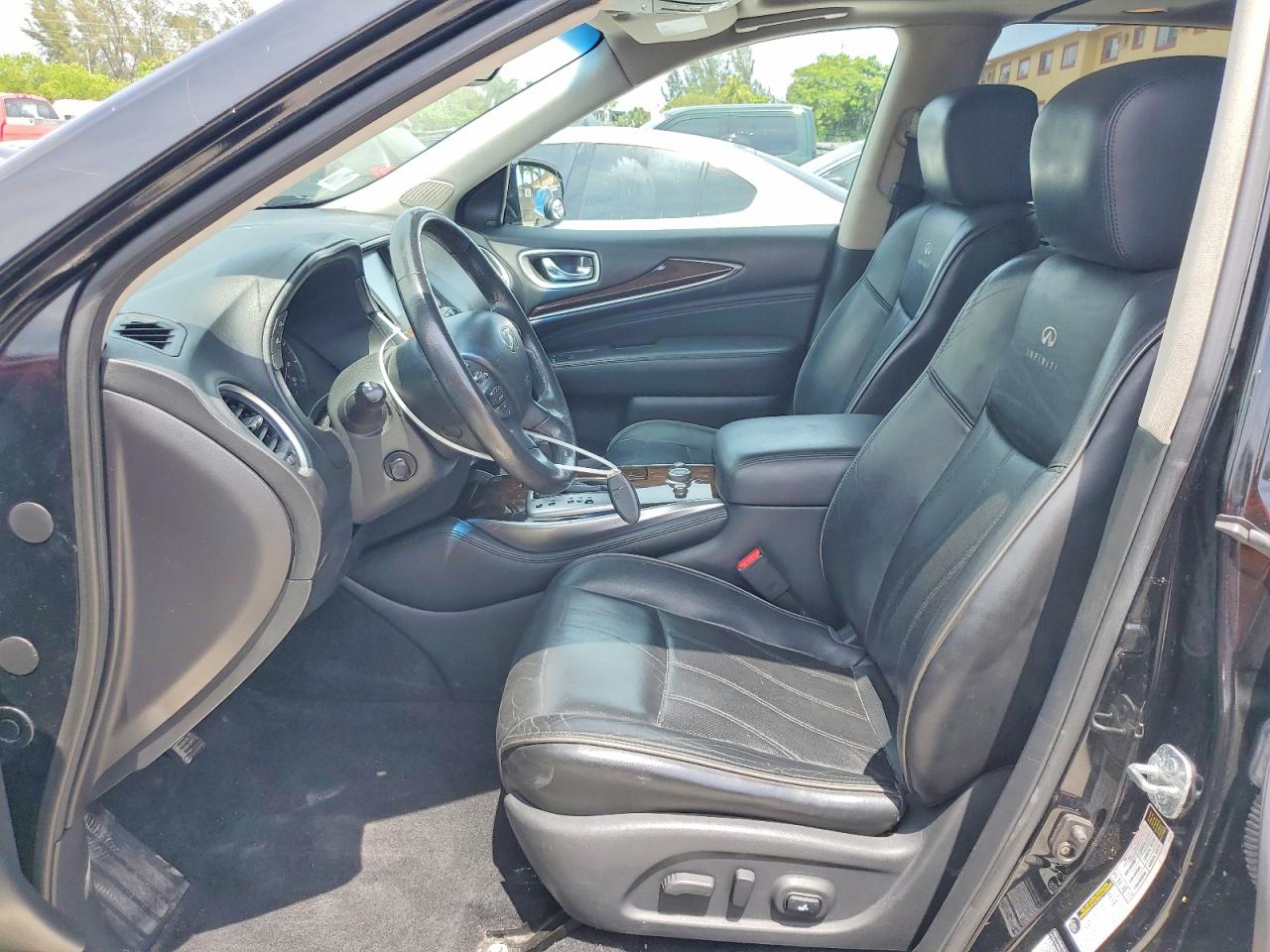 INFINITI Qx