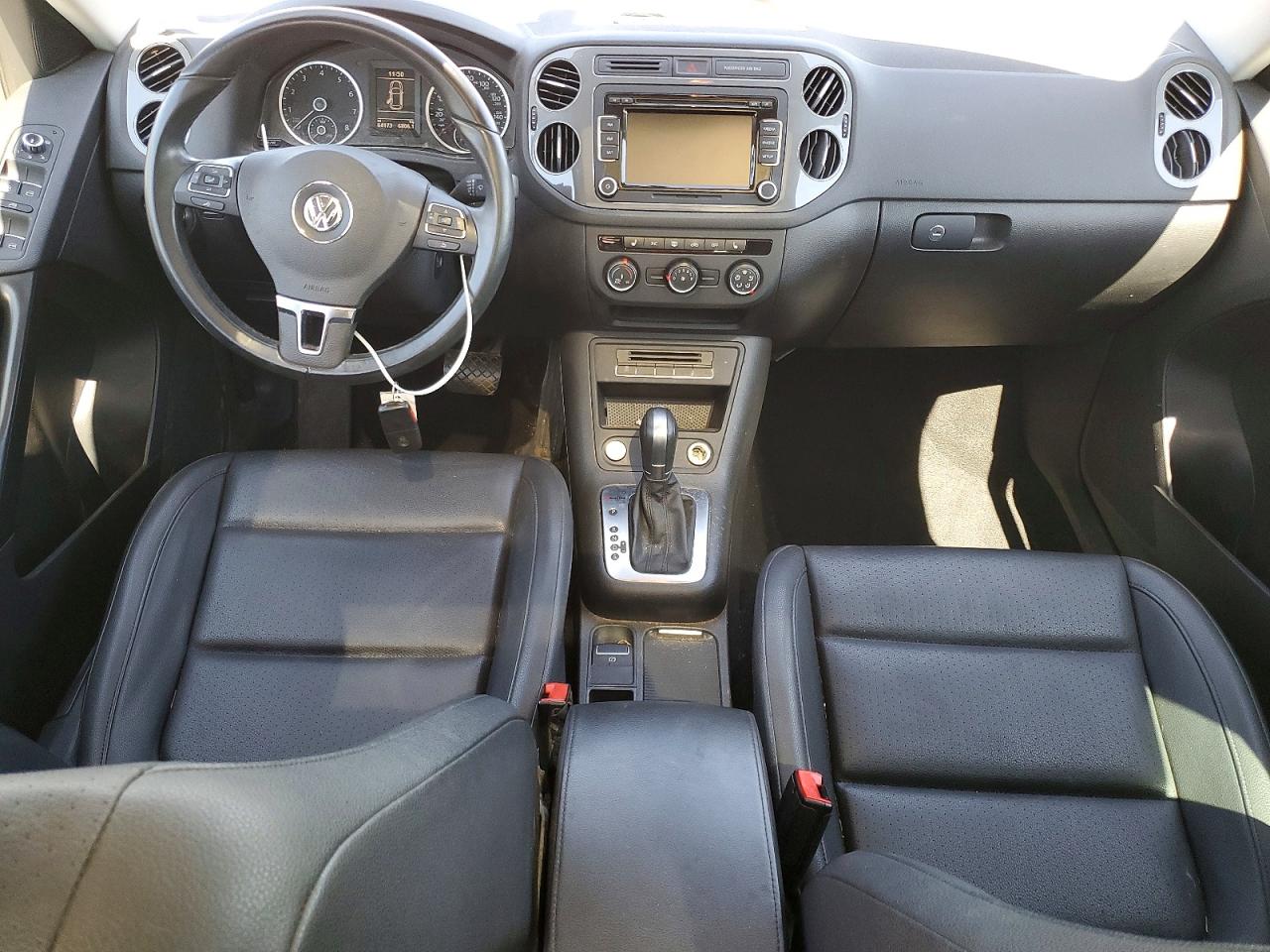 Volkswagen Tiguan S