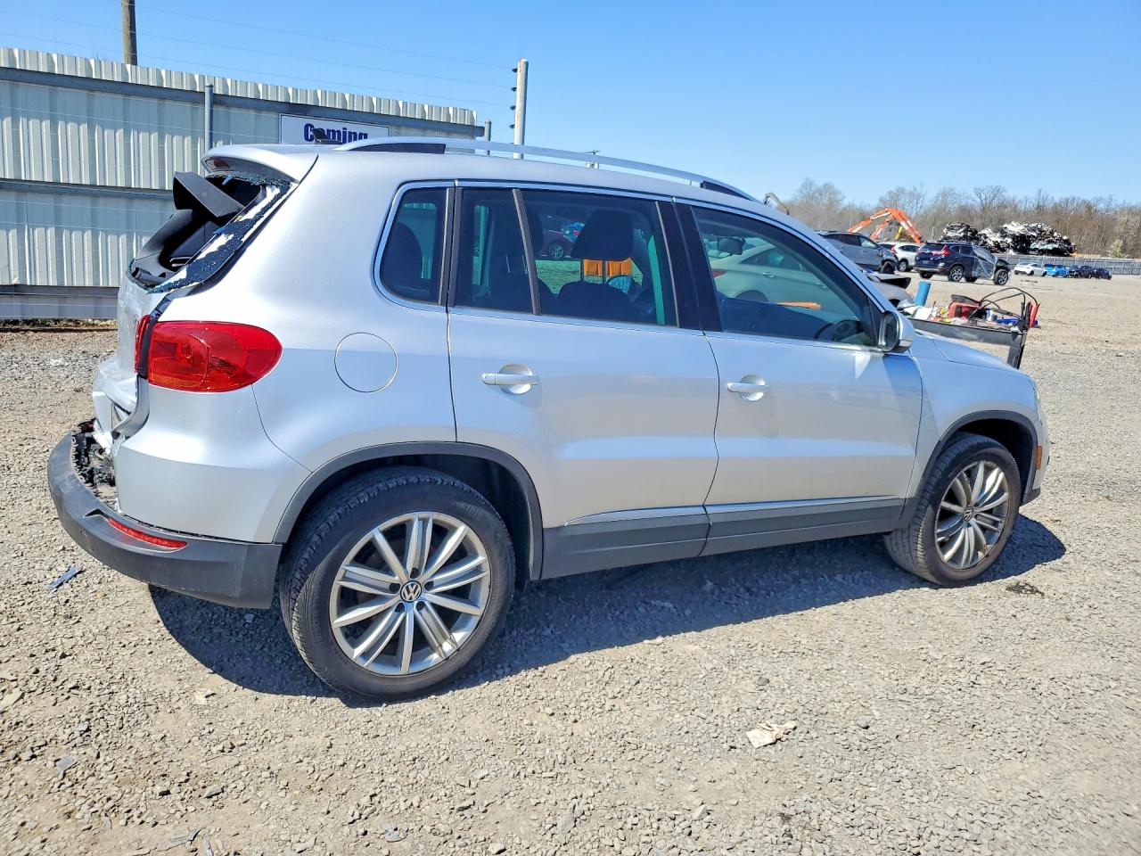 Volkswagen Tiguan S