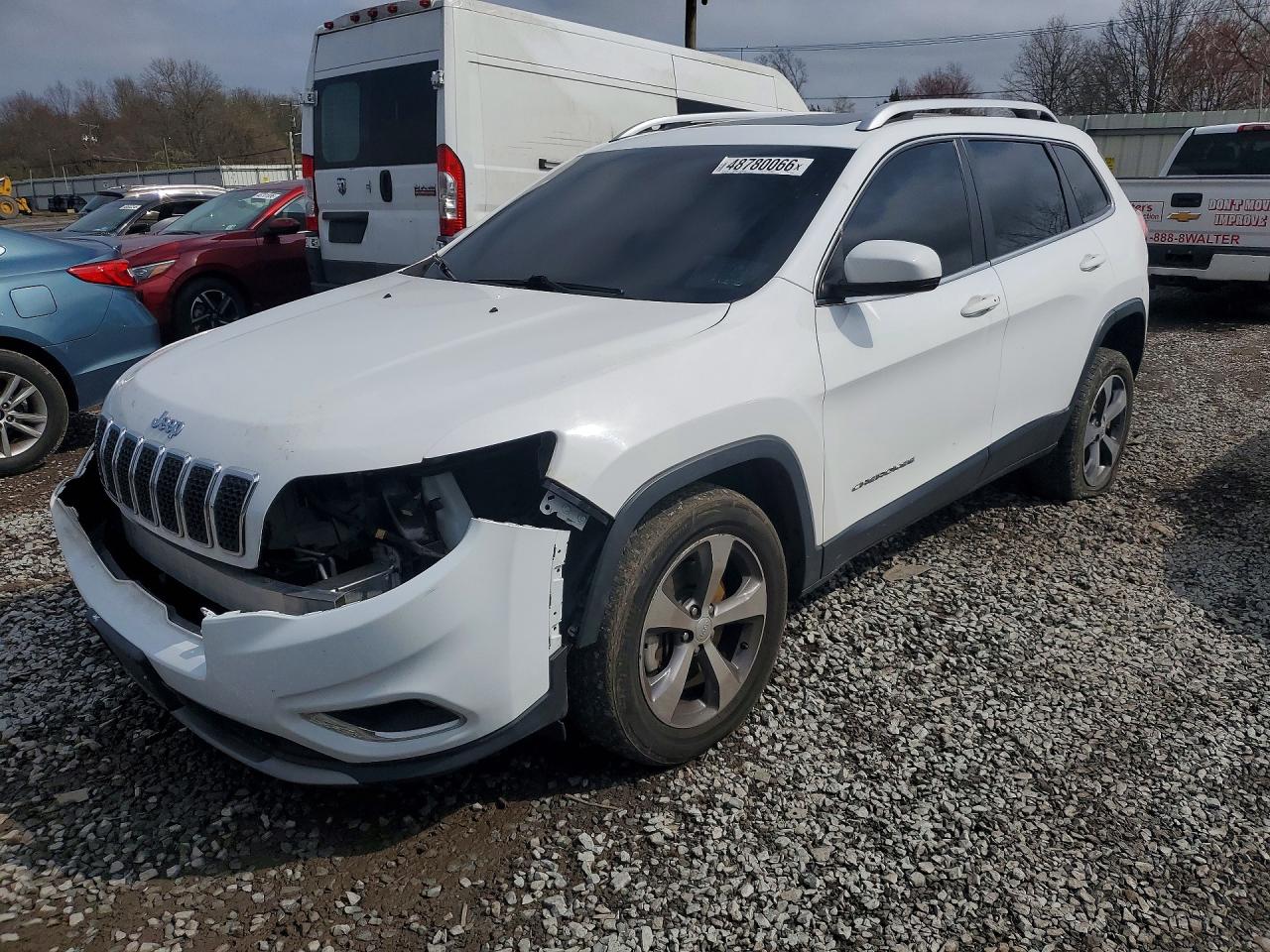 Salvage Jeep Grand Cherokee Image