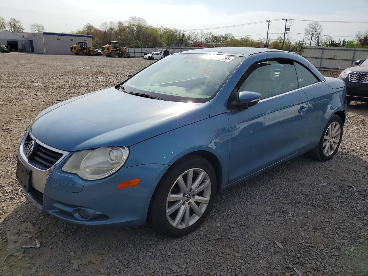 Salvage Volkswagen Eos Image