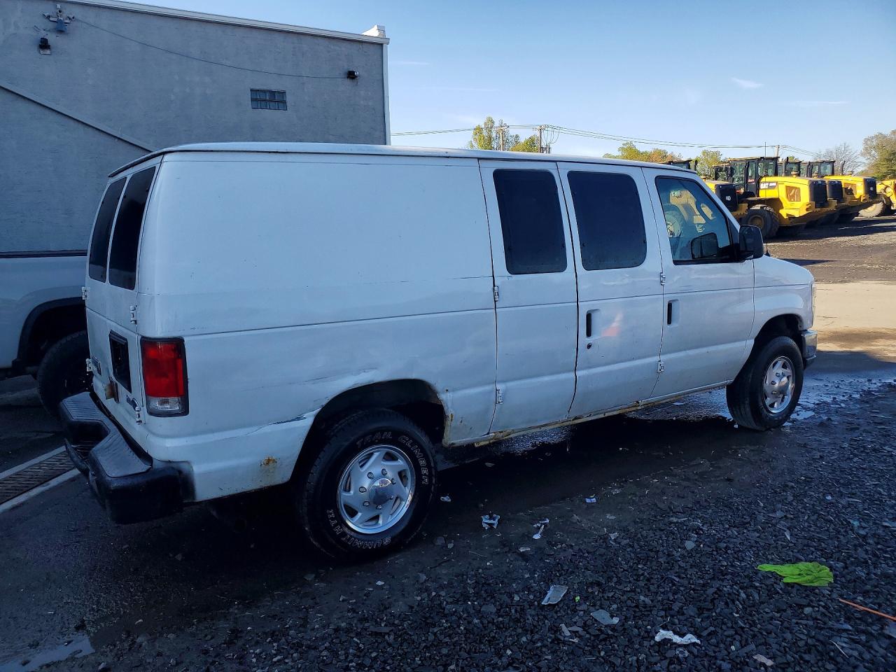 Ford Econoline E250 Van