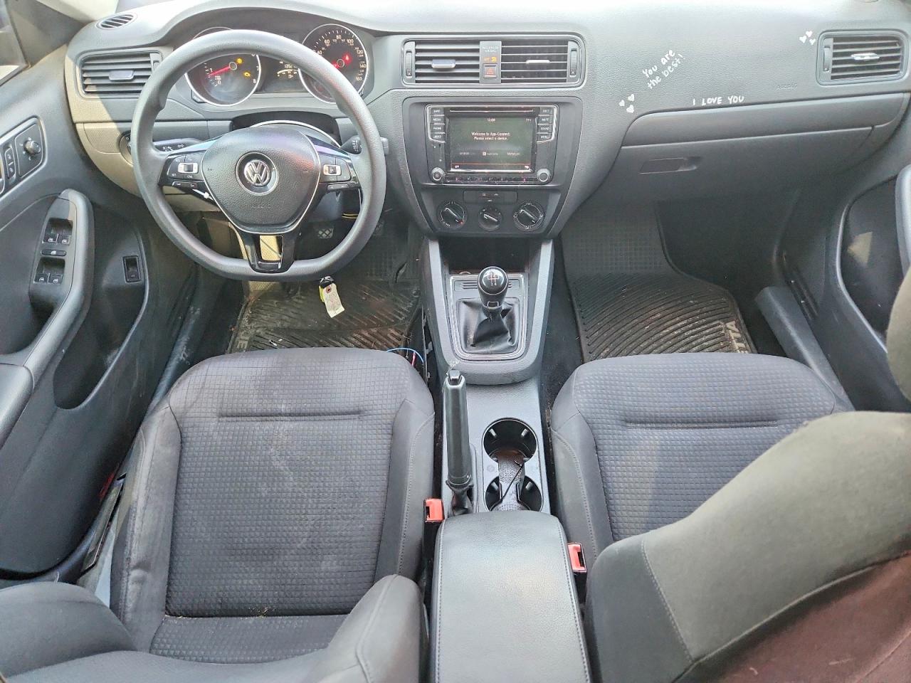 Volkswagen Jetta S
