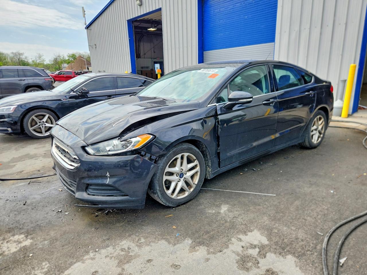 Salvage Ford Fusion Image