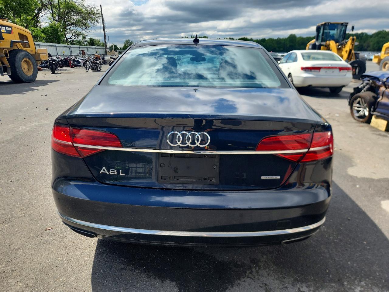 Audi A8 L Quattro