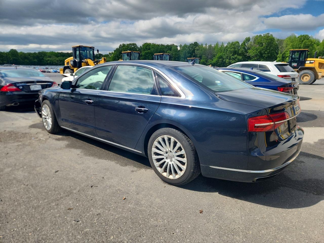 Audi A8 L Quattro