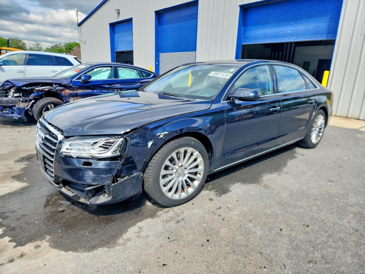 Salvage Audi A8 Image