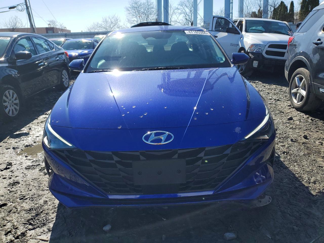 Hyundai ELANTRA Sel