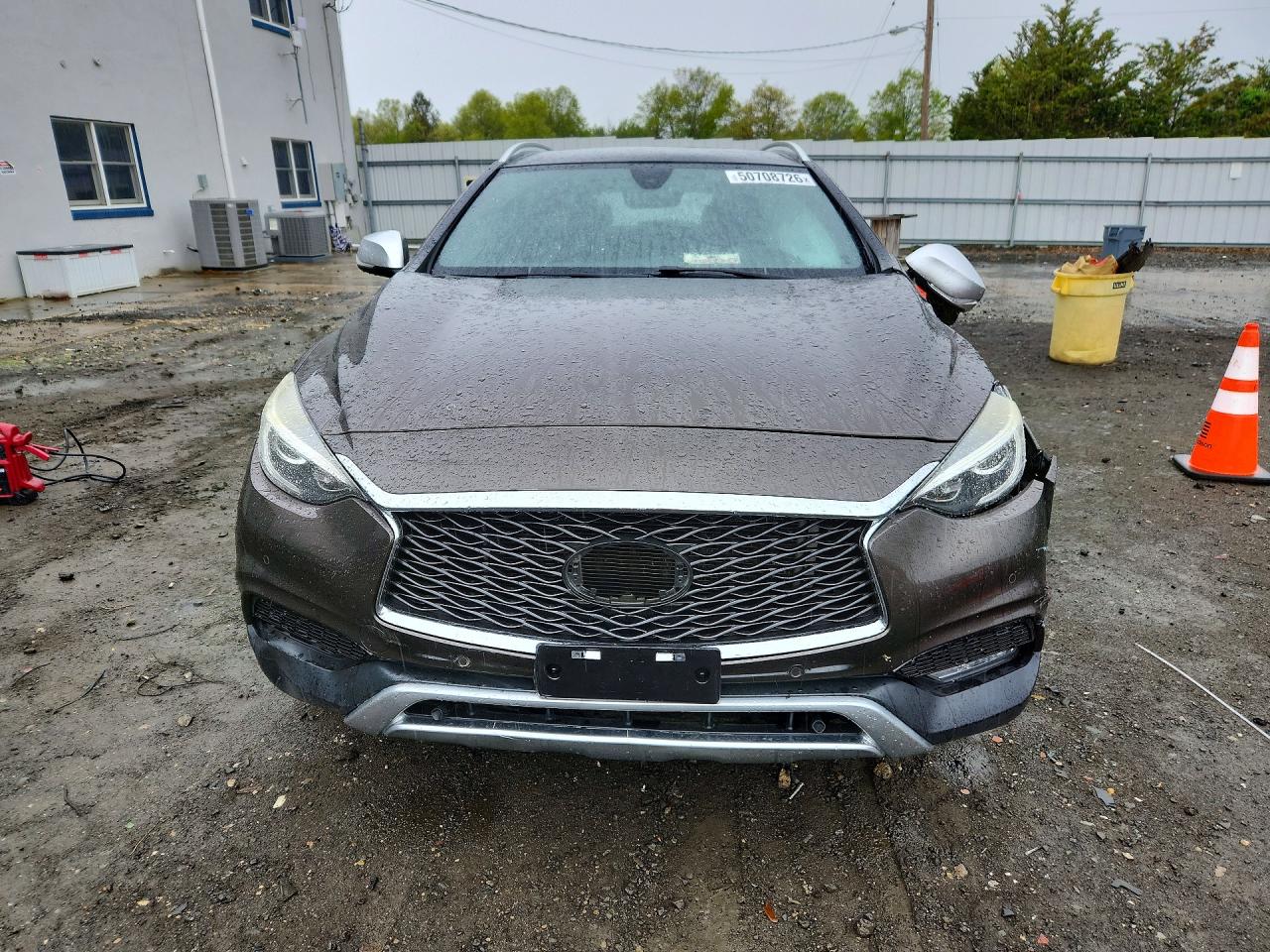 INFINITI Qx Premium