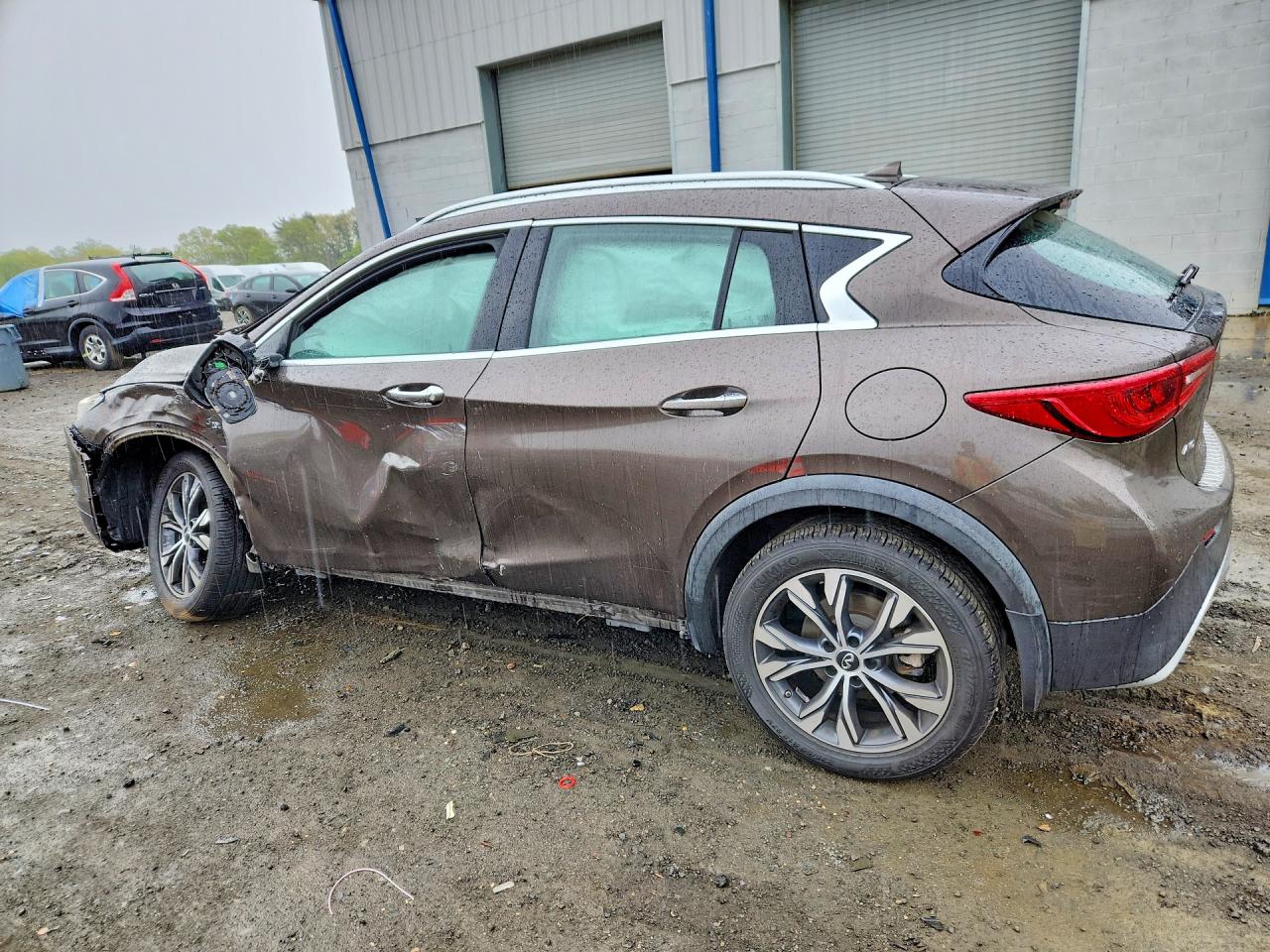 INFINITI Qx Premium